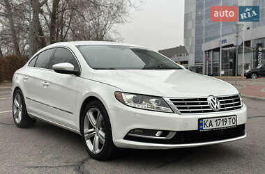 Купе Volkswagen CC / Passat CC 2012 в Києві