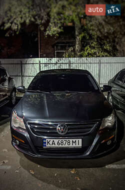 Купе Volkswagen CC / Passat CC 2009 в Києві