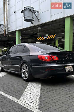 Купе Volkswagen CC / Passat CC 2011 в 