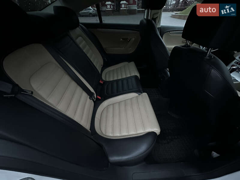 Купе Volkswagen CC / Passat CC 2012 в Днепре