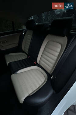 Купе Volkswagen CC / Passat CC 2012 в 