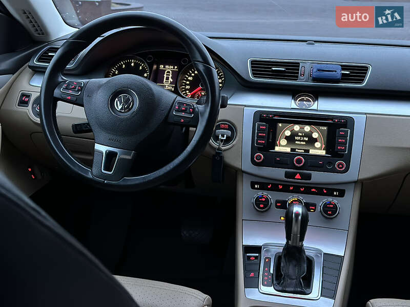 Купе Volkswagen CC / Passat CC 2012 в Днепре