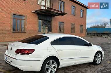 Купе Volkswagen CC / Passat CC 2013 в Теофіполі