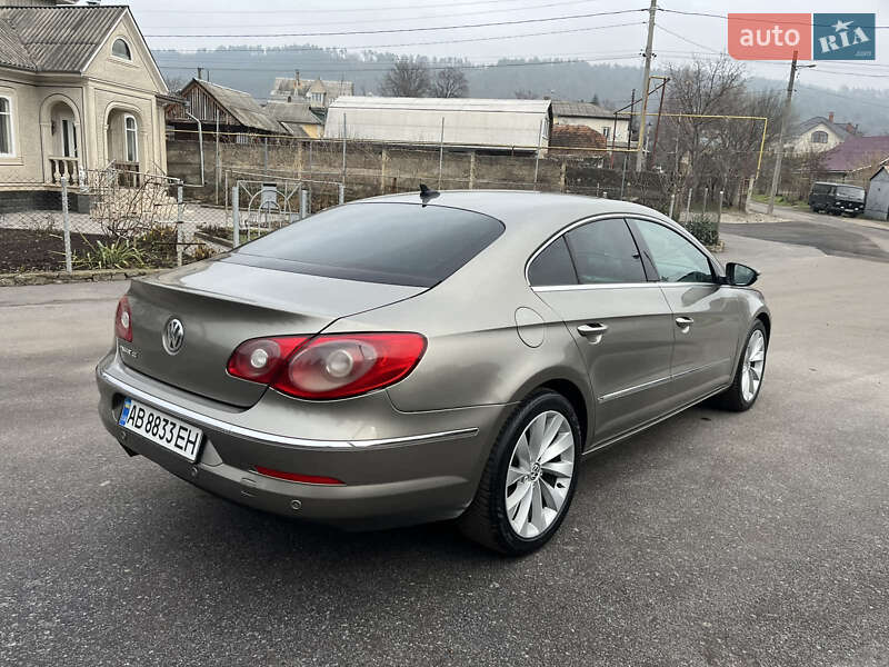 Купе Volkswagen CC / Passat CC 2010 в Могилев-Подольске