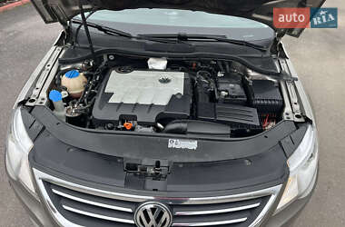 Купе Volkswagen CC / Passat CC 2010 в 