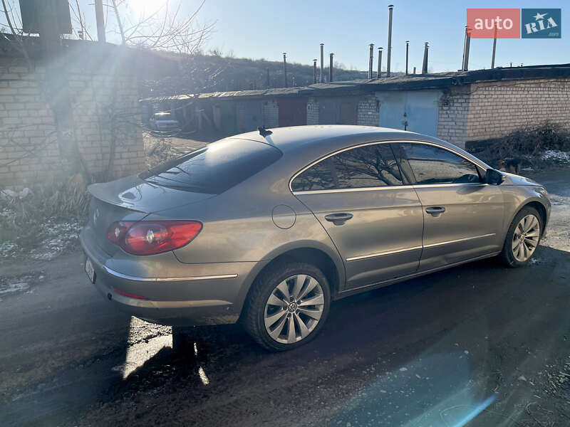 Купе Volkswagen CC / Passat CC 2010 в Кривому Розі