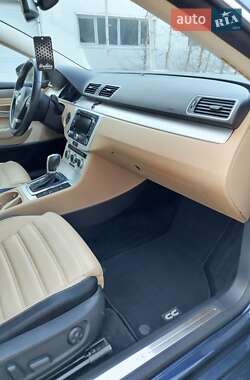 Купе Volkswagen CC / Passat CC 2012 в 
