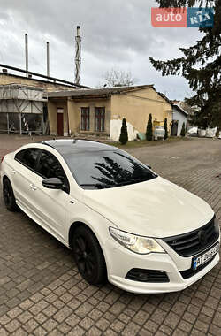 Купе Volkswagen CC / Passat CC 2009 в Коломиї