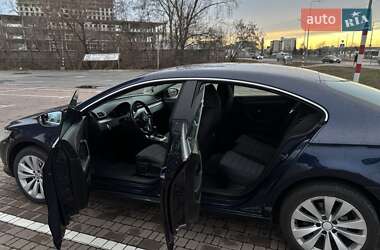 Купе Volkswagen CC / Passat CC 2011 в Киеве