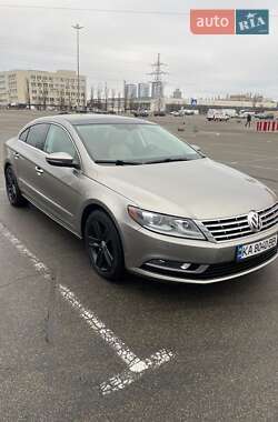 Купе Volkswagen CC / Passat CC 2014 в Києві