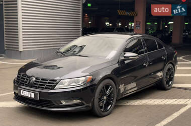 Купе Volkswagen CC / Passat CC 2012 в Києві