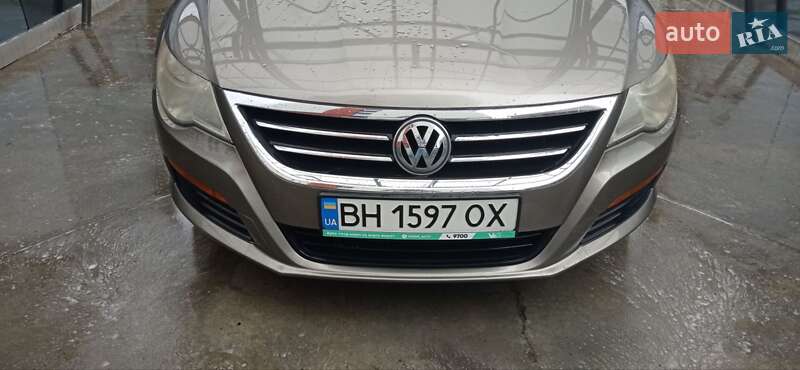 Купе Volkswagen CC / Passat CC 2011 в Львове
