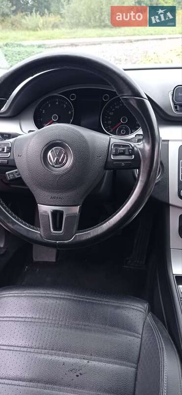 Купе Volkswagen CC / Passat CC 2011 в Львове
