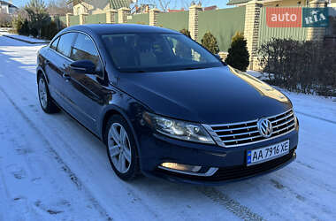 Купе Volkswagen CC / Passat CC 2012 в Чернівцях