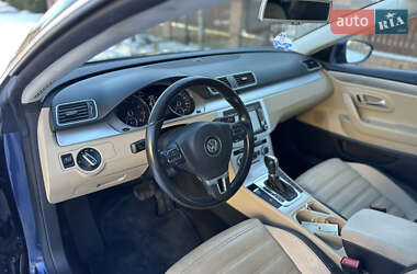 Купе Volkswagen CC / Passat CC 2012 в Чернівцях