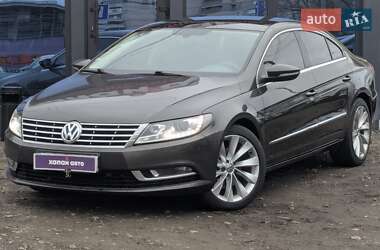 Купе Volkswagen CC / Passat CC 2015 в Києві