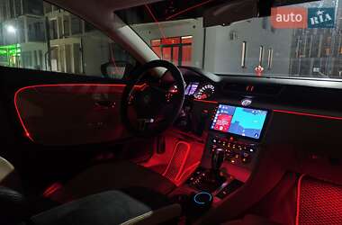 Купе Volkswagen CC / Passat CC 2012 в 