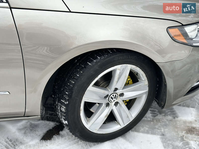 Купе Volkswagen CC / Passat CC 2012 в Львові