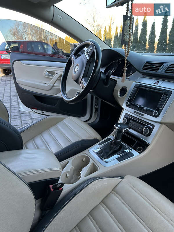 Купе Volkswagen CC / Passat CC 2009 в Ивано-Франковске