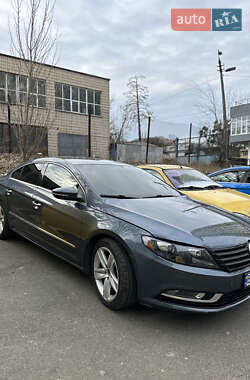 Купе Volkswagen CC / Passat CC 2012 в Києві