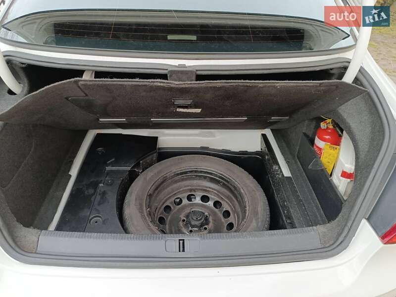 Купе Volkswagen CC / Passat CC 2011 в Луцьку