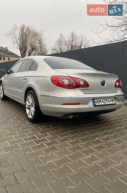 Купе Volkswagen CC / Passat CC 2010 в 