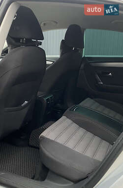 Купе Volkswagen CC / Passat CC 2010 в 