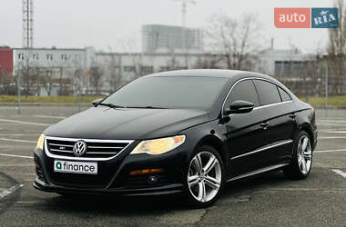 Купе Volkswagen CC / Passat CC 2010 в Києві