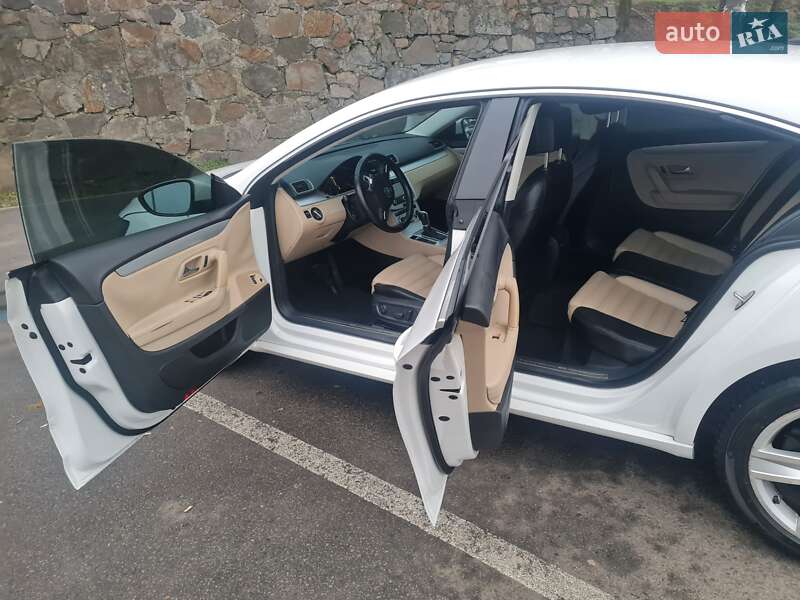 Купе Volkswagen CC / Passat CC 2013 в Дніпрі