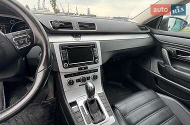 Купе Volkswagen CC / Passat CC 2012 в 