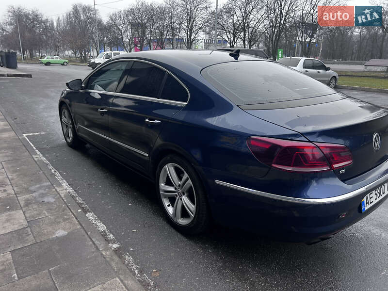 Купе Volkswagen CC / Passat CC 2012 в Дніпрі