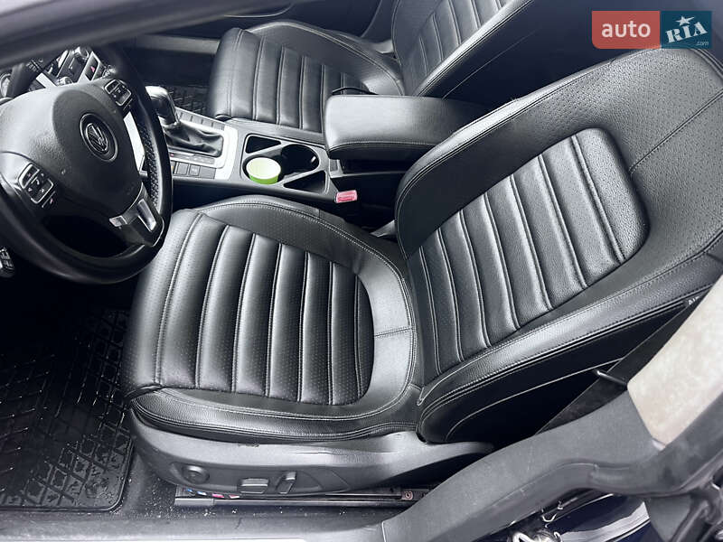 Купе Volkswagen CC / Passat CC 2012 в Дніпрі