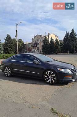 Купе Volkswagen CC / Passat CC 2011 в 