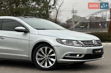 Купе Volkswagen CC / Passat CC 2013 в Києві