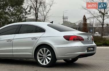 Купе Volkswagen CC / Passat CC 2013 в Києві