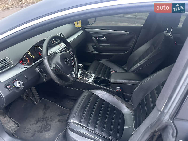 Купе Volkswagen CC / Passat CC 2012 в Кобеляках