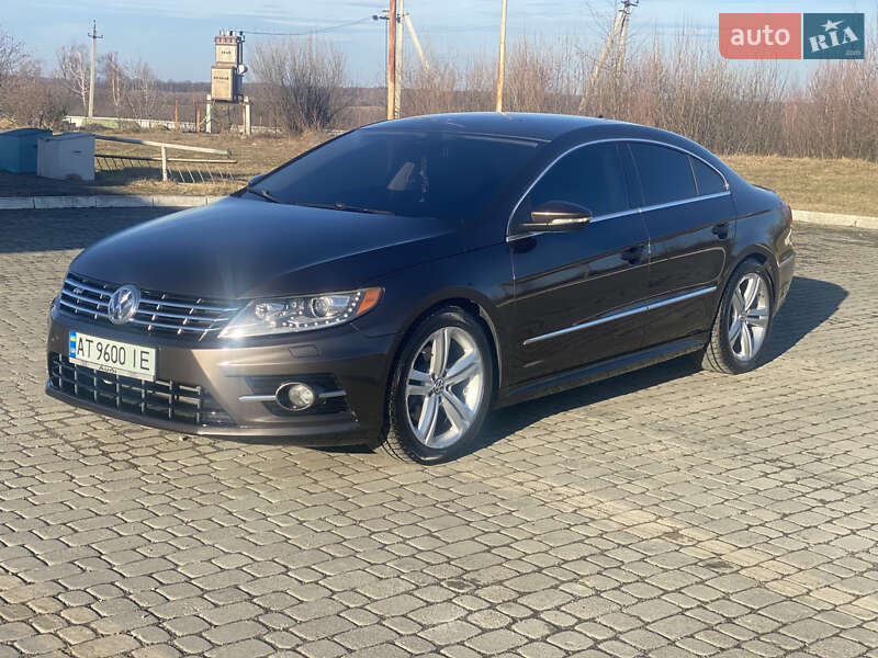 Купе Volkswagen CC / Passat CC 2013 в Надворной