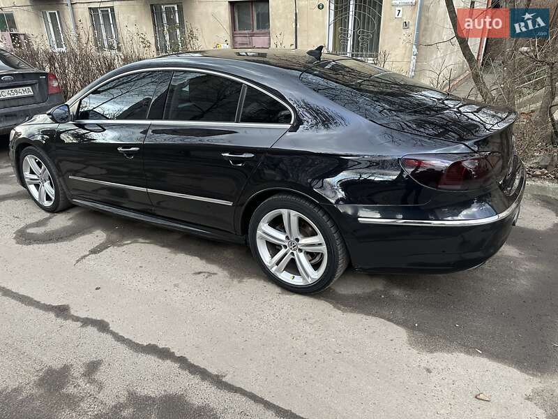 Купе Volkswagen CC / Passat CC 2013 в Львові