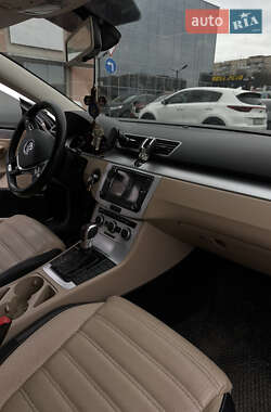 Купе Volkswagen CC / Passat CC 2012 в 