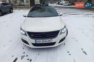 Купе Volkswagen CC / Passat CC 2011 в Києві