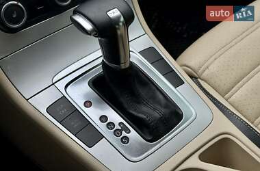 Купе Volkswagen CC / Passat CC 2010 в 