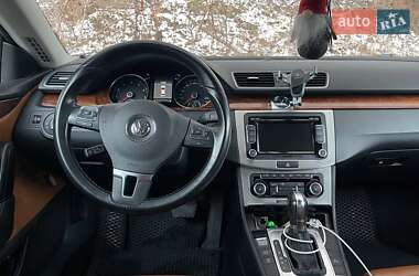 Купе Volkswagen CC / Passat CC 2011 в Киеве