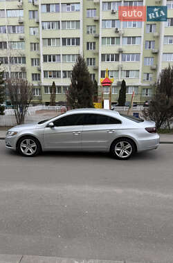 Купе Volkswagen CC / Passat CC 2012 в Києві