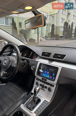 Купе Volkswagen CC / Passat CC 2012 в Києві