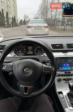 Купе Volkswagen CC / Passat CC 2012 в Києві