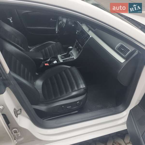 Купе Volkswagen CC / Passat CC 2011 в Ивано-Франковске фото 5 Купе Volkswagen CC / Passat CC 2011 в Ивано-Франковске
