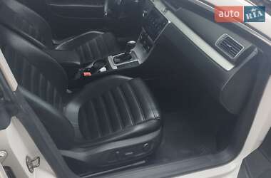 Купе Volkswagen CC / Passat CC 2011 в 