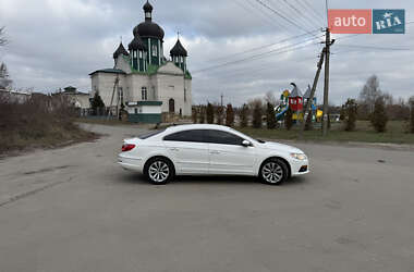 Купе Volkswagen CC / Passat CC 2011 в Киеве