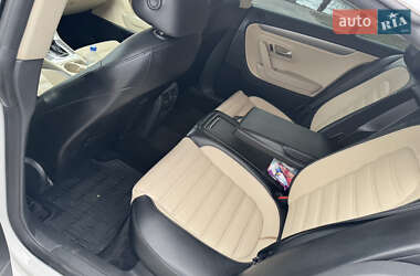 Купе Volkswagen CC / Passat CC 2011 в Киеве