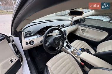 Купе Volkswagen CC / Passat CC 2011 в Киеве